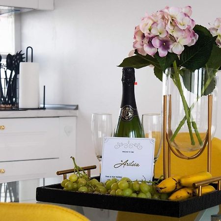 Arilvia Good Vibes Only Apartment Коста Калма Екстериор снимка