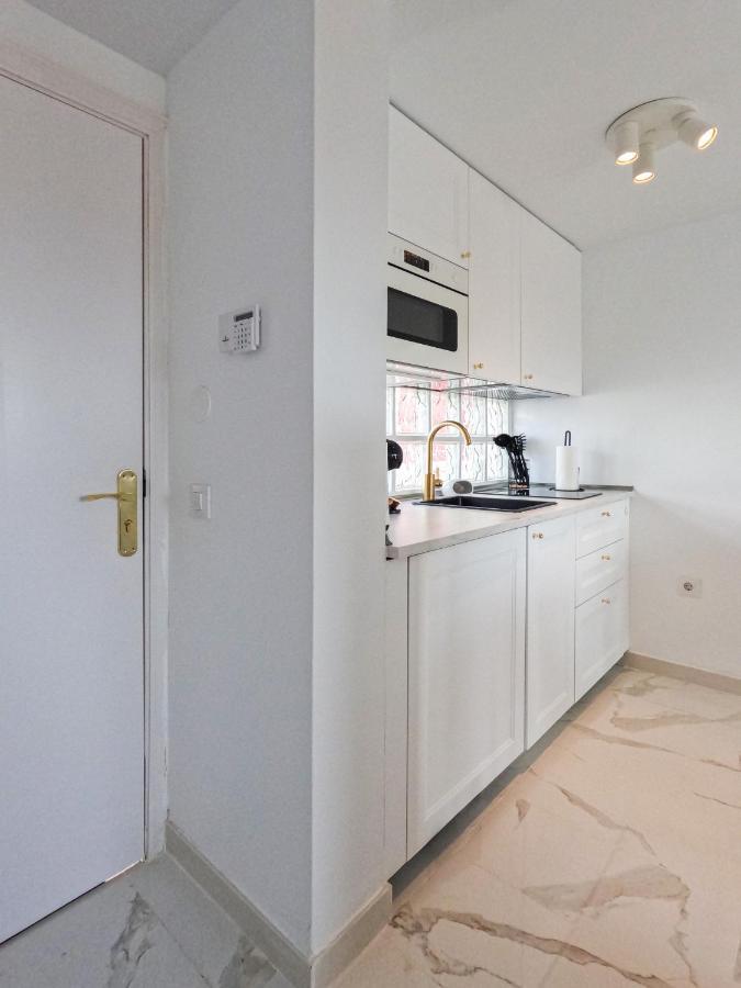 Arilvia Good Vibes Only Apartment Коста Калма Екстериор снимка